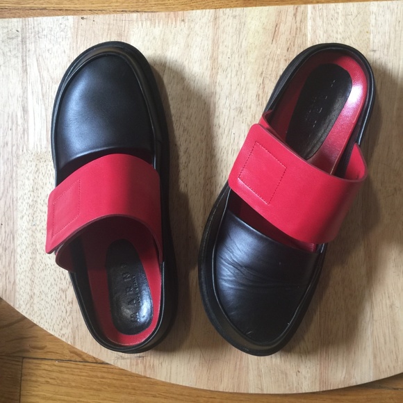 ❌SOLD Authentic MARNI leather Slip On - Picture 3 of 5